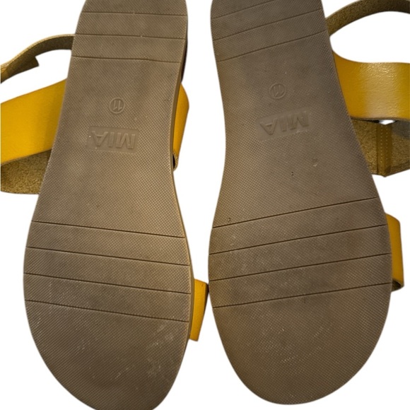 MIA Trinity Sandals - Mustard - Picture 2 of 5